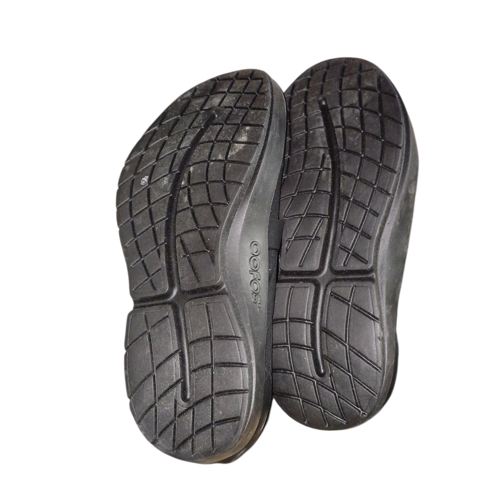 Oofos Oomg Men's Fibre Low Slip On Black Shoe Lightweight Size 12 - Picture 6 of 7